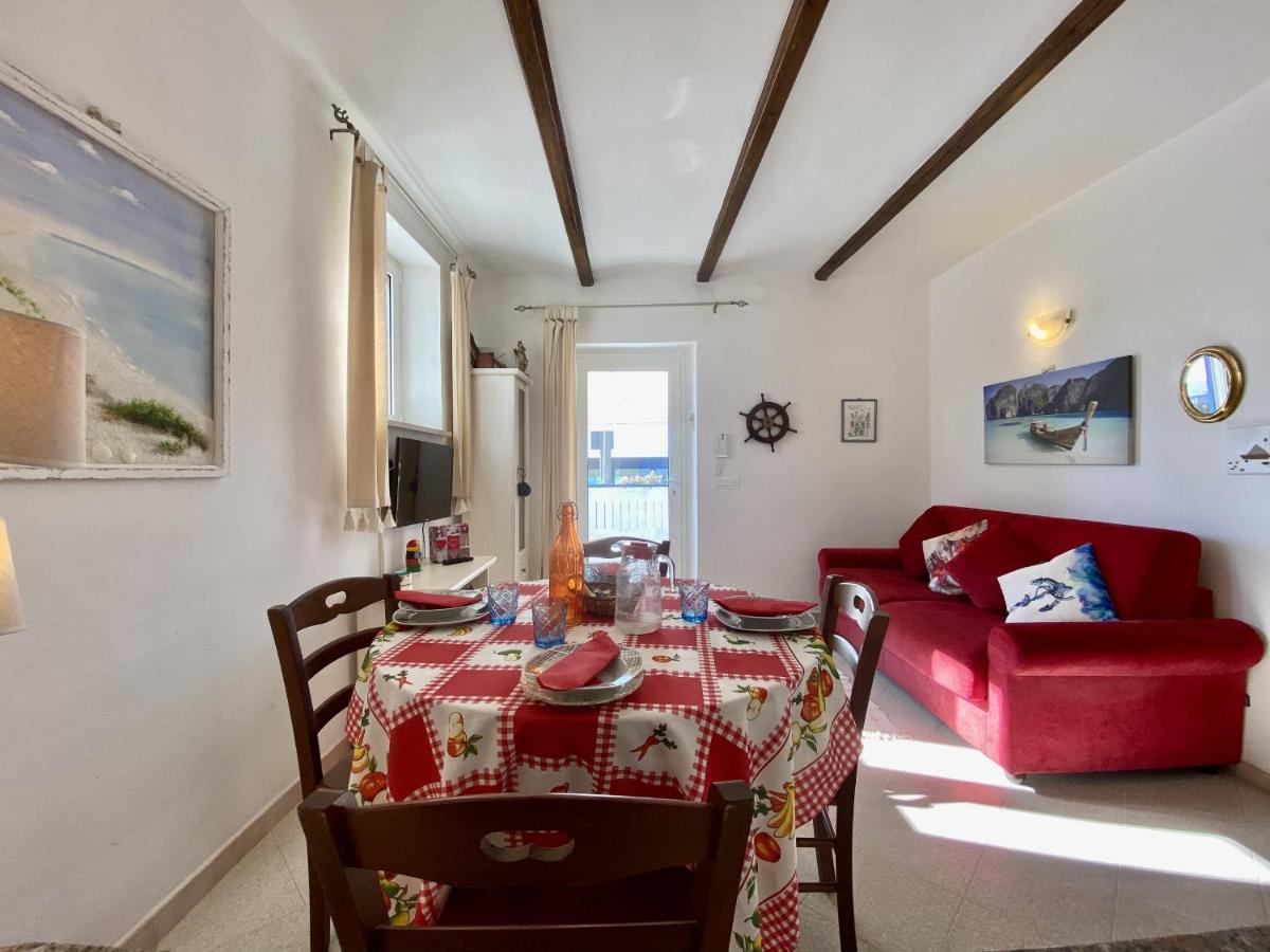 Holidaycasa Mike - Con Terrazzo Vista Mare Sperlonga Exterior foto