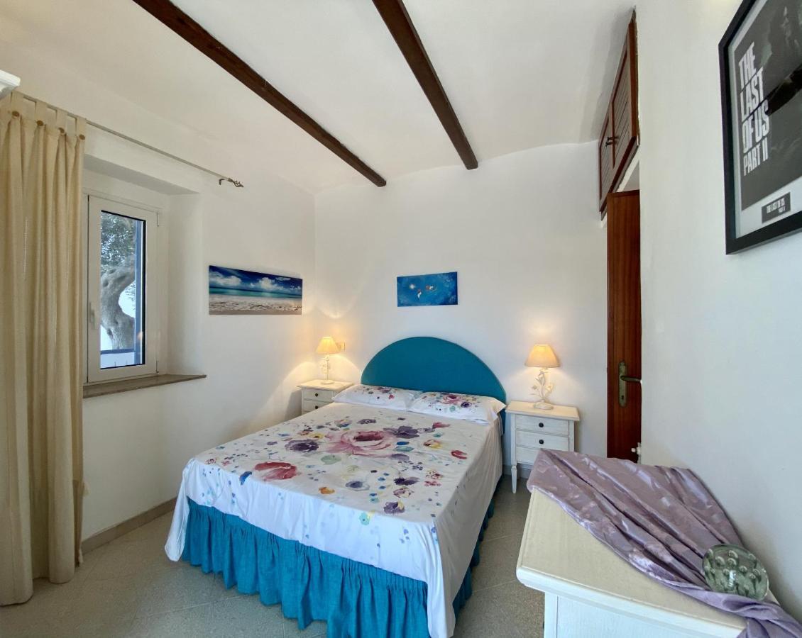 Holidaycasa Mike - Con Terrazzo Vista Mare Sperlonga Exterior foto